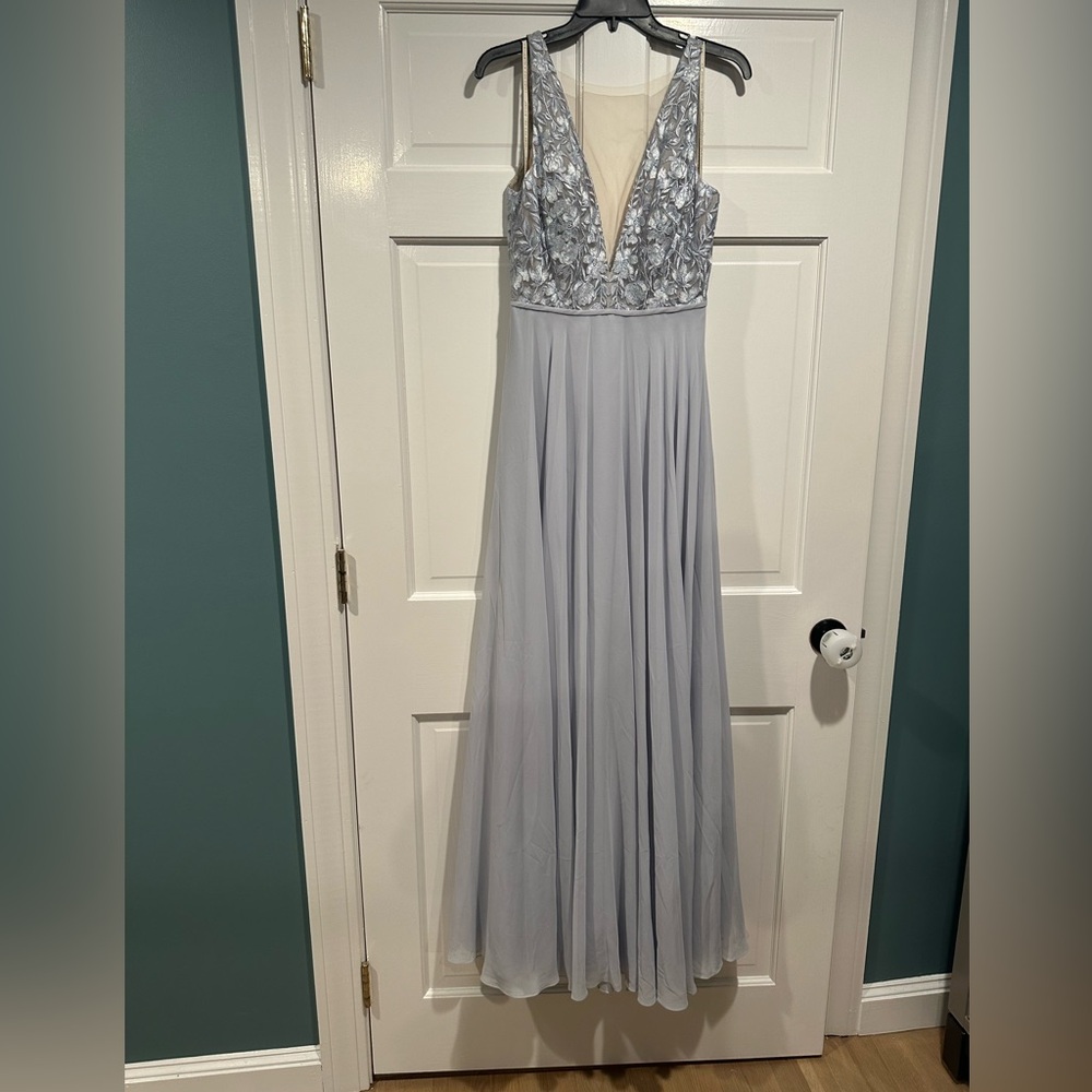 BNWT- BHLD JENNY YOO size 4 light blue dress